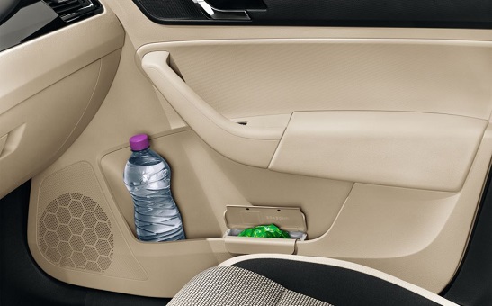 Kosz na śmieci do drzwi